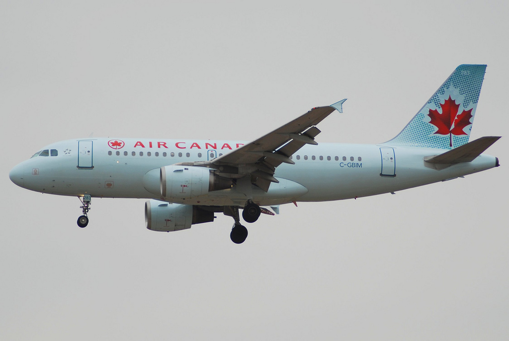 Photo of Air Canada Rouge C-GBIM, Airbus A319