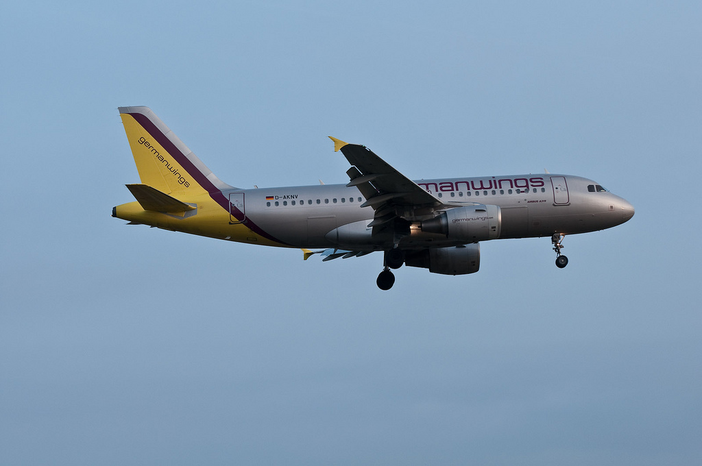 Photo of Eurowings D-AKNV, Airbus A319