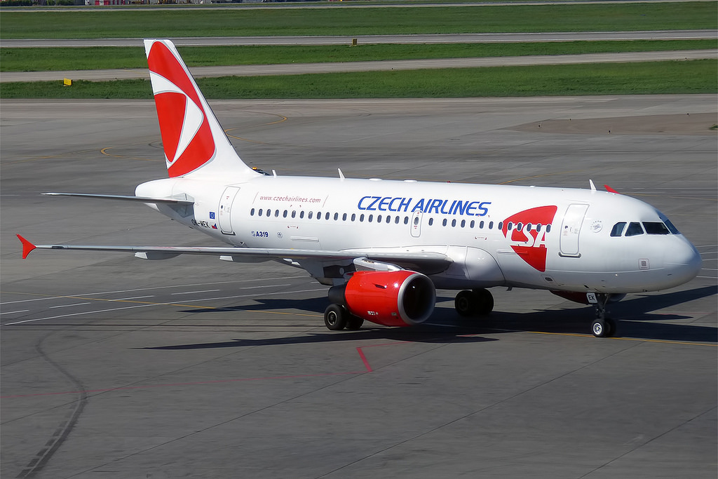 Photo of CSA Czech Airlines OK-MEK, Airbus A319