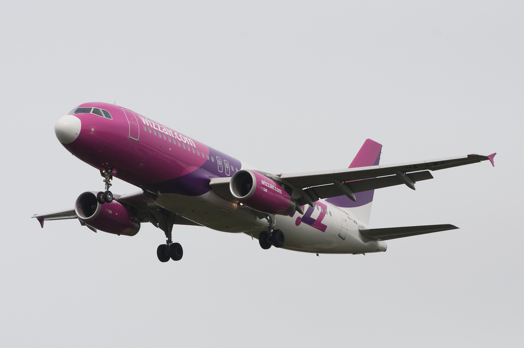 Photo of Wizz Air HA-LWA, Airbus A320