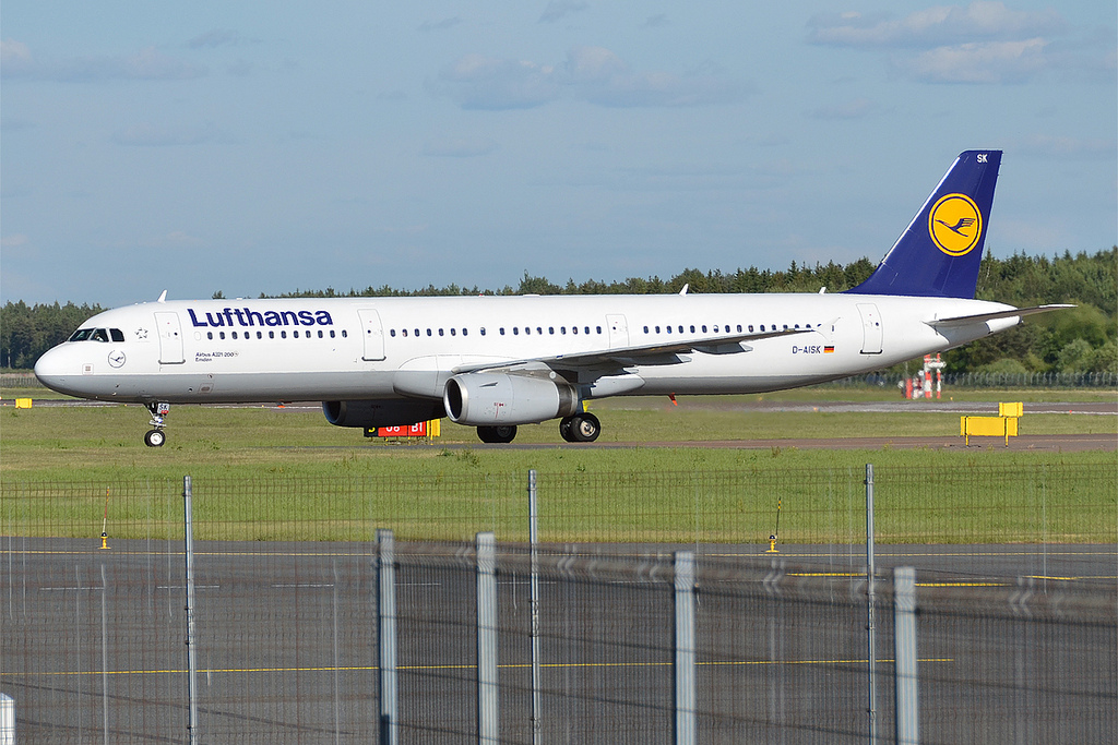 Photo of Lufthansa D-AISK, Airbus A321