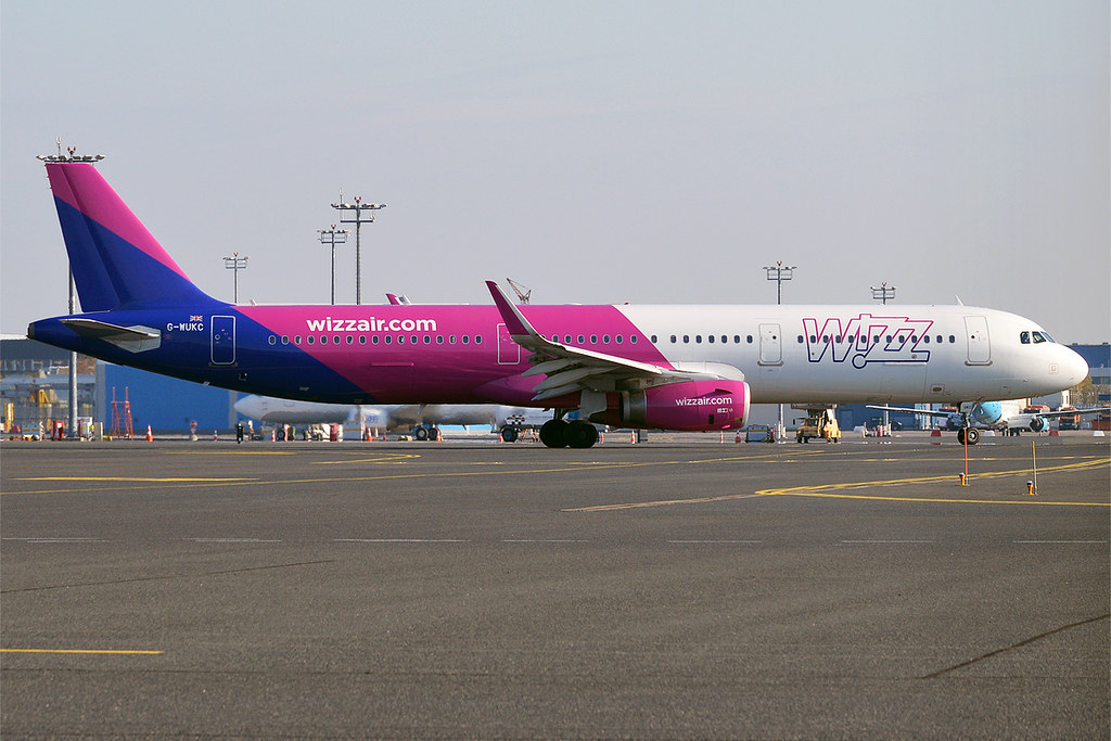 Photo of Wizz Air UK G-WUKC, Airbus A321