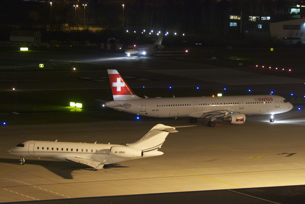 Photo of Swiss International Airlines HB-IOL, Airbus A321