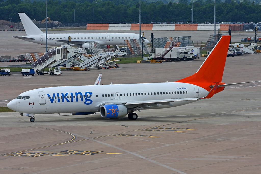 Photo of Sunwing Airlines C-FEAK, Boeing 737-800