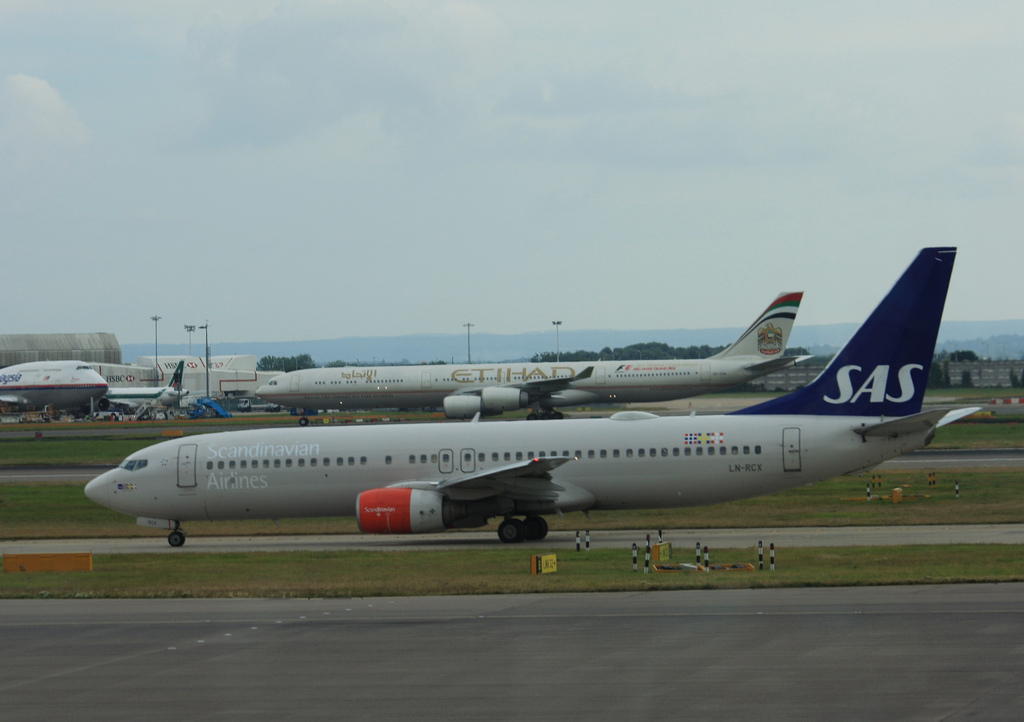 Photo of SAS Scandinavian Airlines LN-RCX, Boeing 737-800