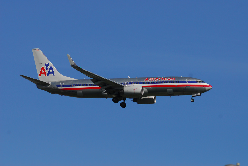 Photo of American Airlines N850NN, Boeing 737-800