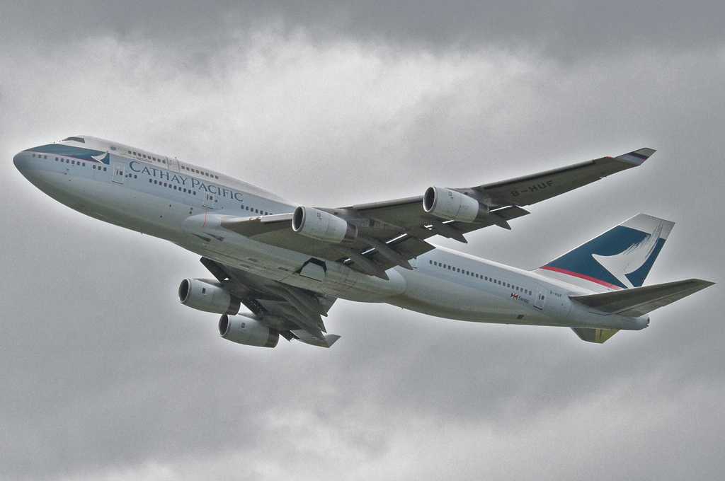 Photo of Cathay Pacific B-HUF, Boeing 747-400