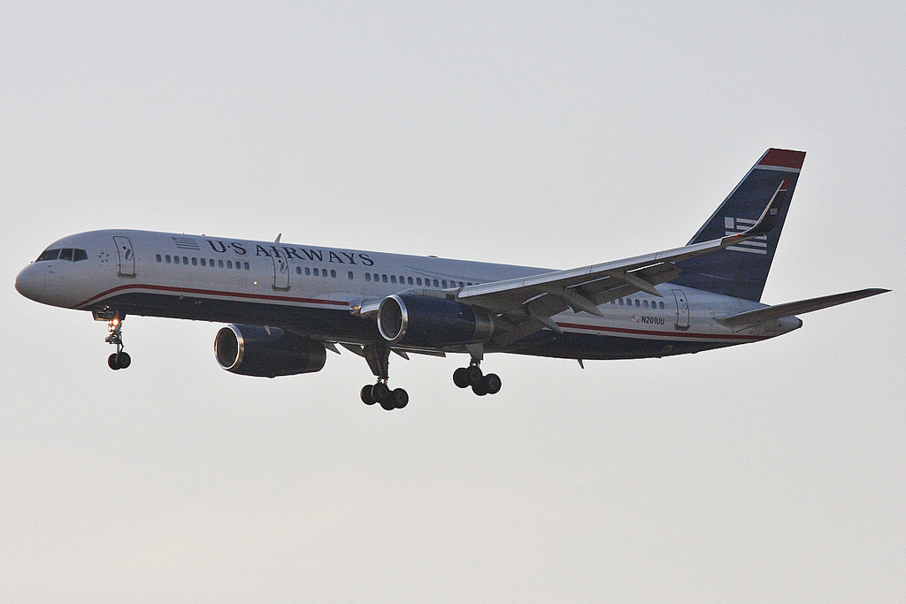 Photo of US Airways N201UU, Boeing 757-200
