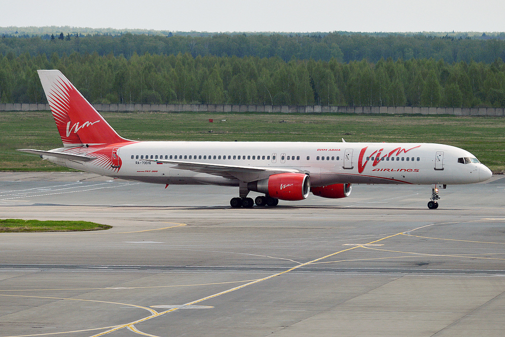 Photo of VIM Airlines RA-73016, Boeing 757-200