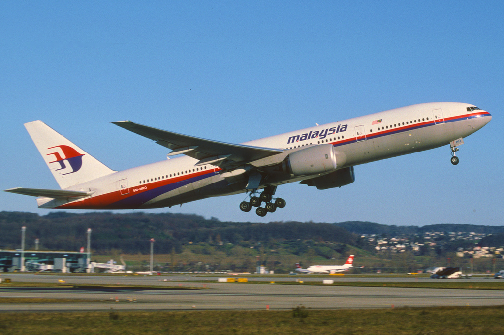 Photo of Malaysia Airlines 9M-MRO, Boeing 777-200