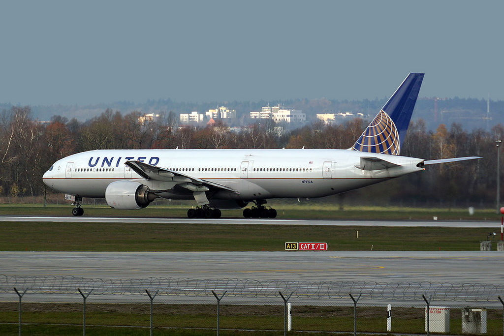 Photo of United N791UA, Boeing 777-200