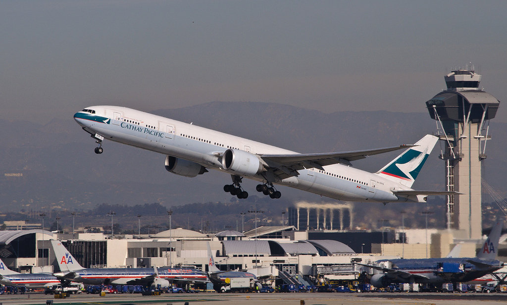 Photo of Cathay Pacific B-KPB, Boeing 777-300