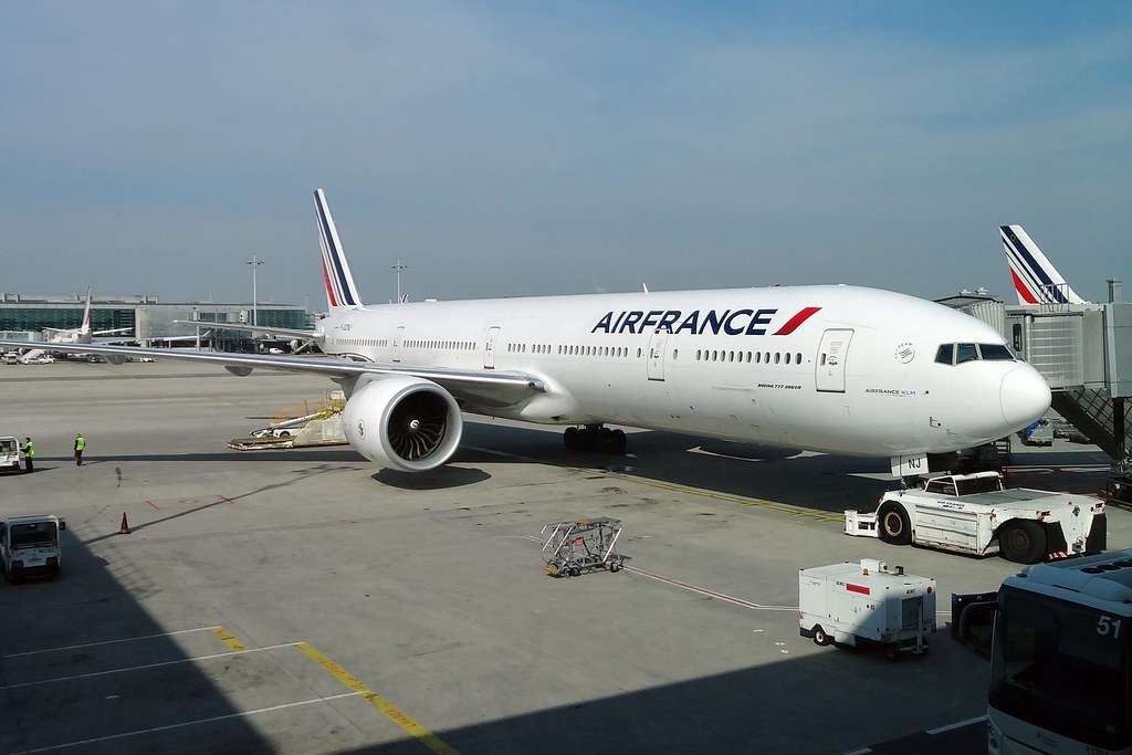 Photo of Air France F-GZNJ, Boeing 777-300