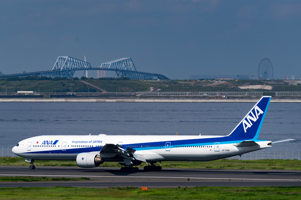 Photo of ANA All Nippon Airways JA754A, Boeing 777-300