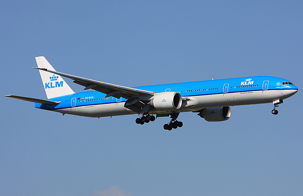 Photo of KLM PH-BVB, Boeing 777-300
