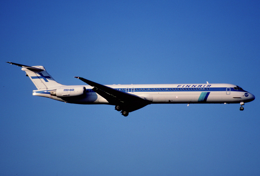 Photo of Allegiant Air N407NV, McDonnell Douglas MD-82