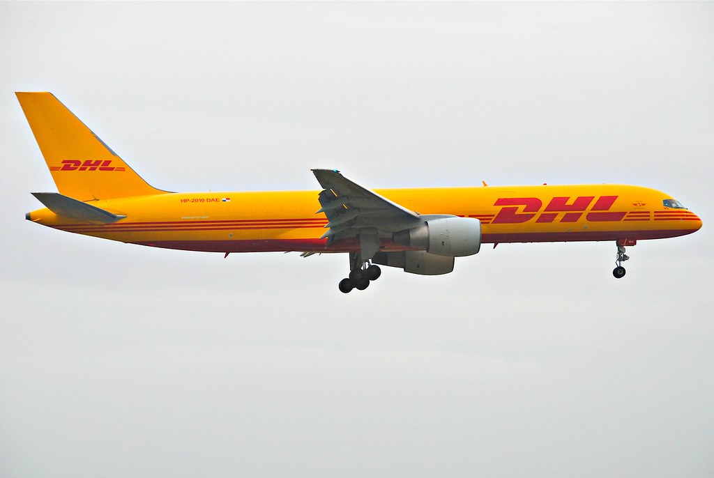Photo of DHL Air HP-2010DAE, Boeing 757-200
