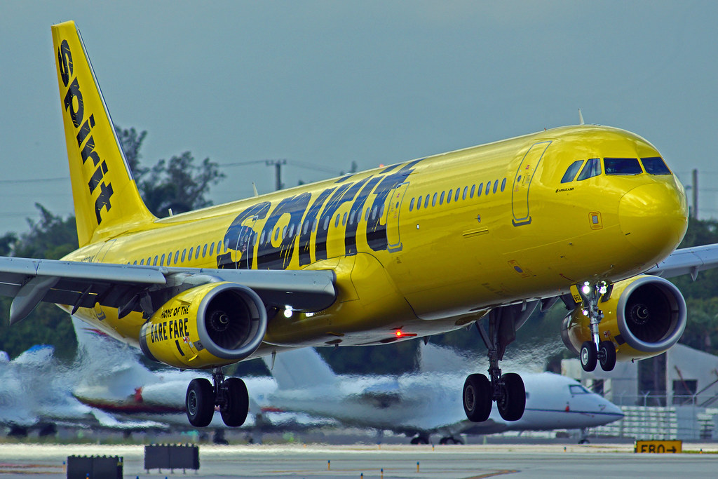 Photo of Spirit Airlines N662NK, Airbus A321