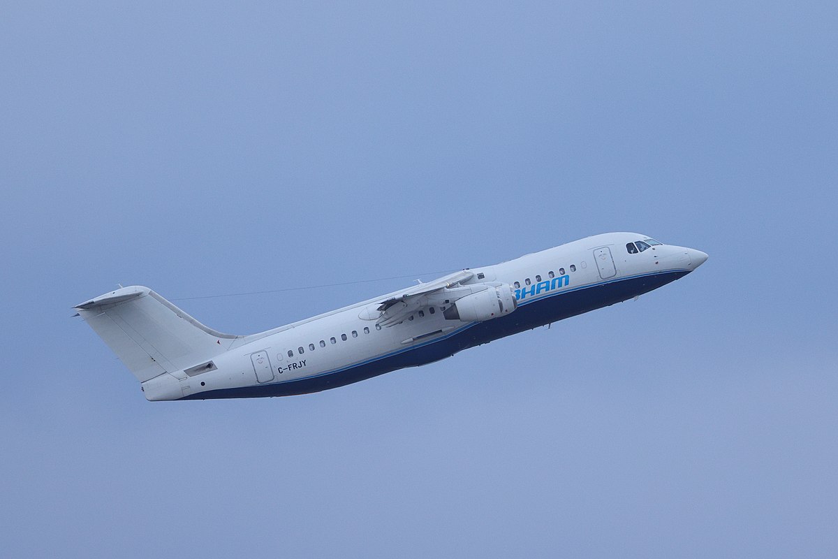 Photo of Summit Air C-FRJY, AVRO RJ-100 Avroliner