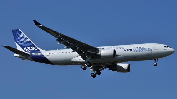 Photo of Photo of Airbus A330-200