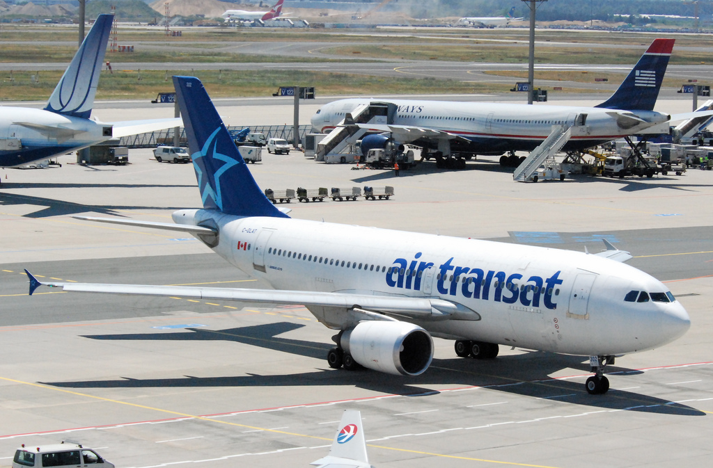 Photo of Air Transat C-GLAT, Airbus A310-300