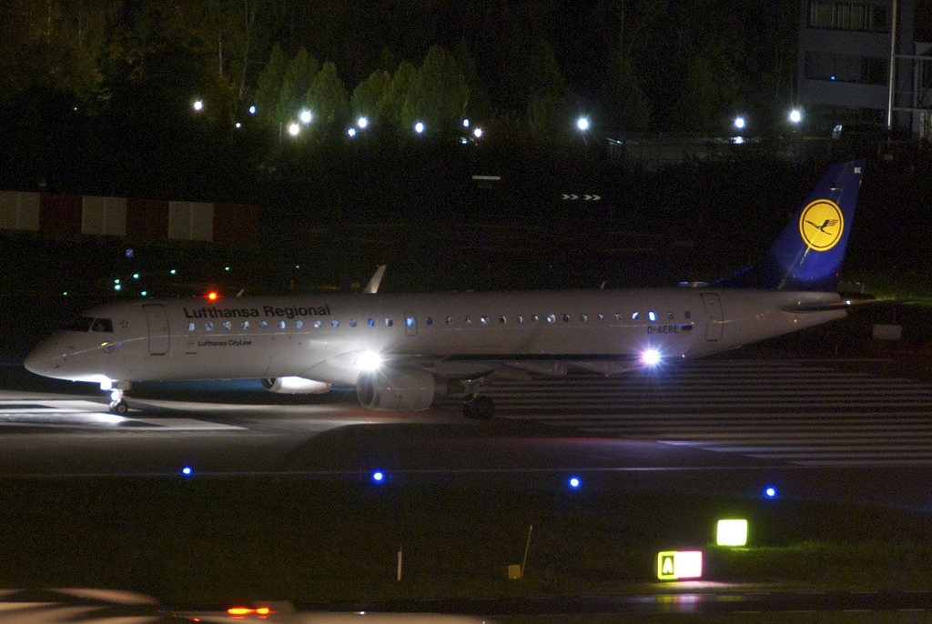 Photo of Lufthansa Cityline D-AEBE, Embraer ERJ-195