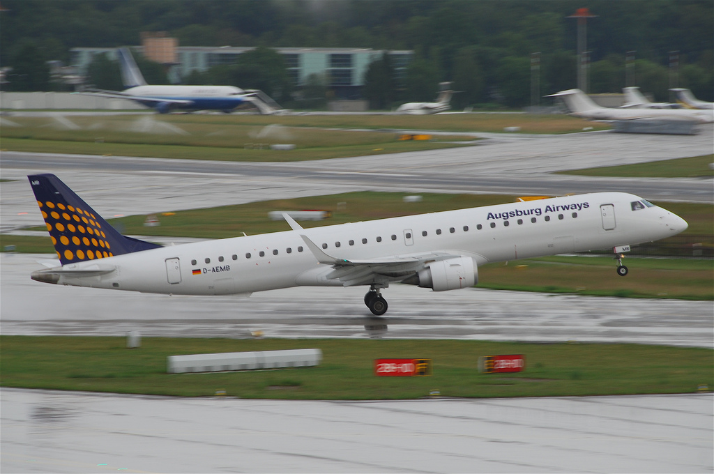 Photo of Lufthansa Cityline D-AEMB, Embraer ERJ-195