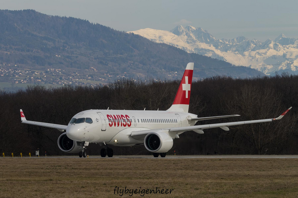 Photo of Swiss HB-JBC, Airbus A220-100