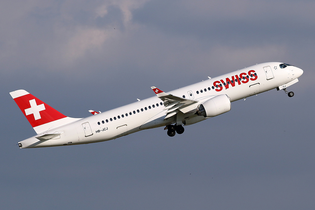 Photo of Swiss International Airlines HB-JCJ, Airbus A220-300