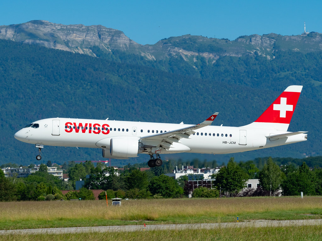 Photo of Swiss HB-JCM, Airbus A220-300