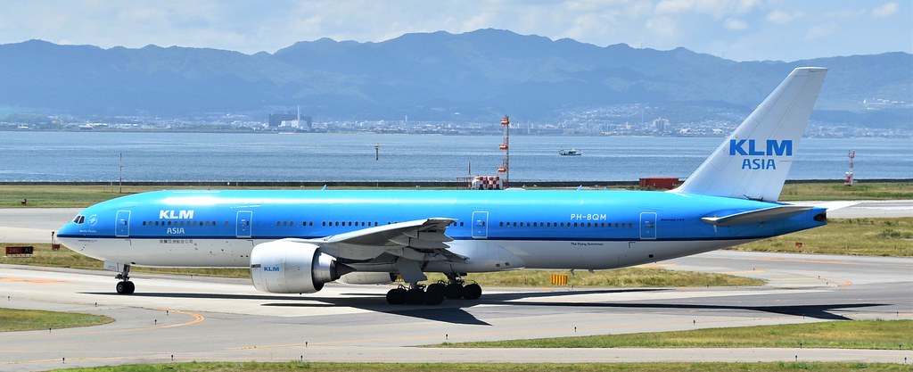 Photo of  PH-BQM, Boeing 777-200