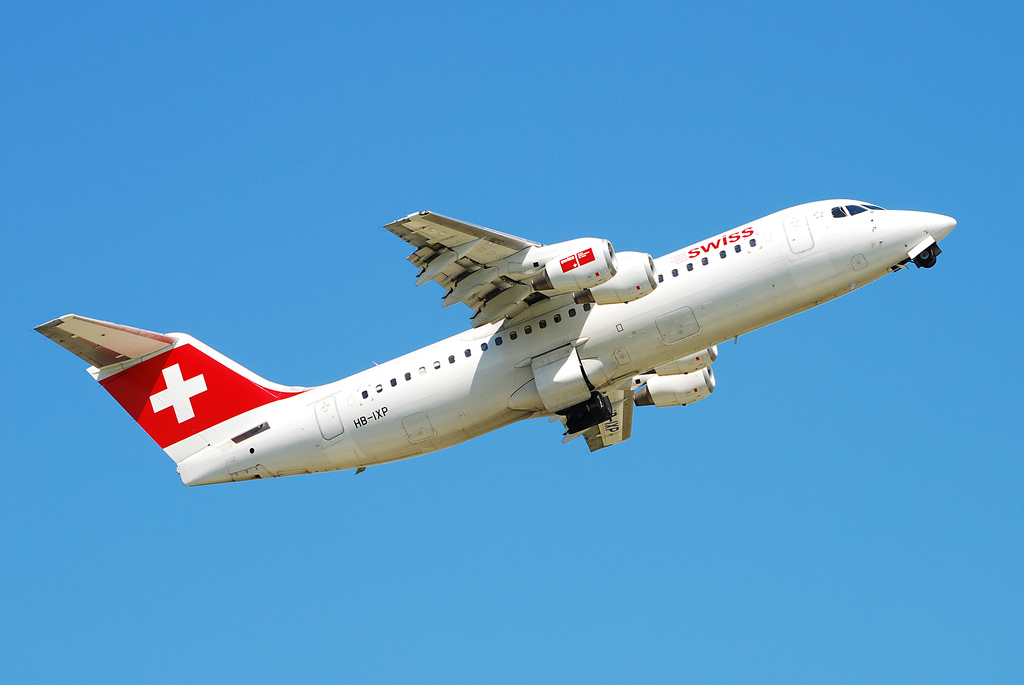 Photo of Swiss HB-IXP, AVRO RJ-100 Avroliner