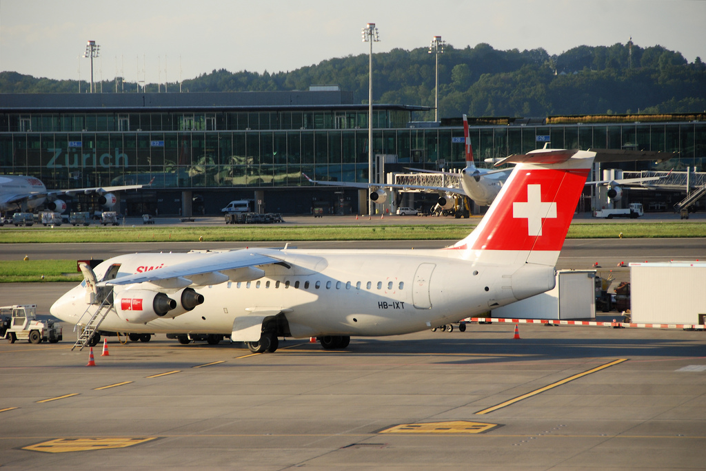 Photo of Swiss HB-IXT, AVRO RJ-100 Avroliner