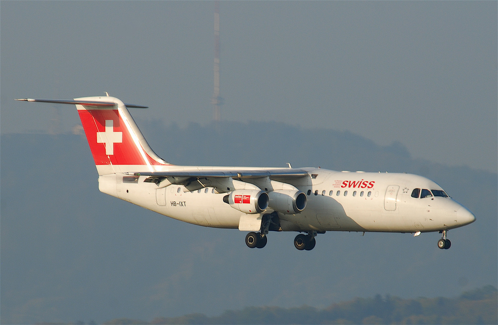Photo of Swiss HB-IXT, AVRO RJ-100 Avroliner
