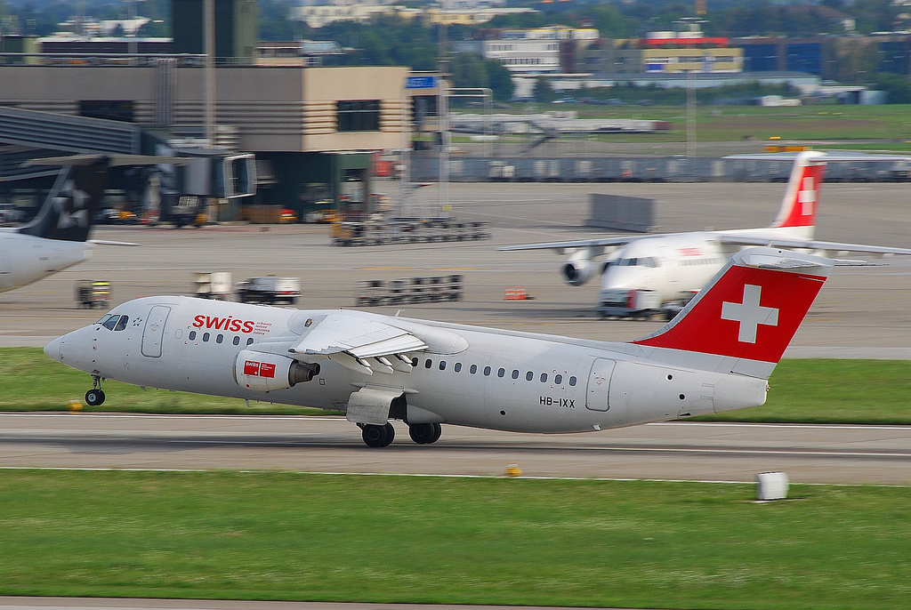 Photo of Swiss HB-IXX, AVRO RJ-100 Avroliner