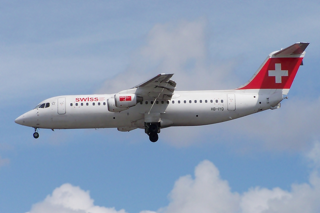 Photo of Swiss HB-IYQ, AVRO RJ-100 Avroliner