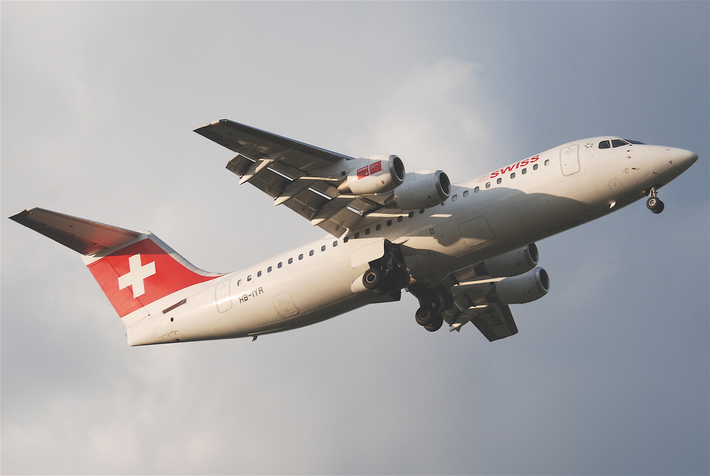 Photo of Swiss HB-IYR, AVRO RJ-100 Avroliner