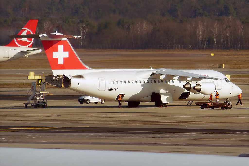 Photo of Swiss HB-IYT, AVRO RJ-100 Avroliner