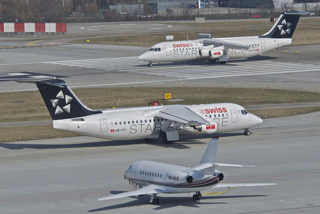 Photo of Swiss HB-IYV, AVRO RJ-100 Avroliner