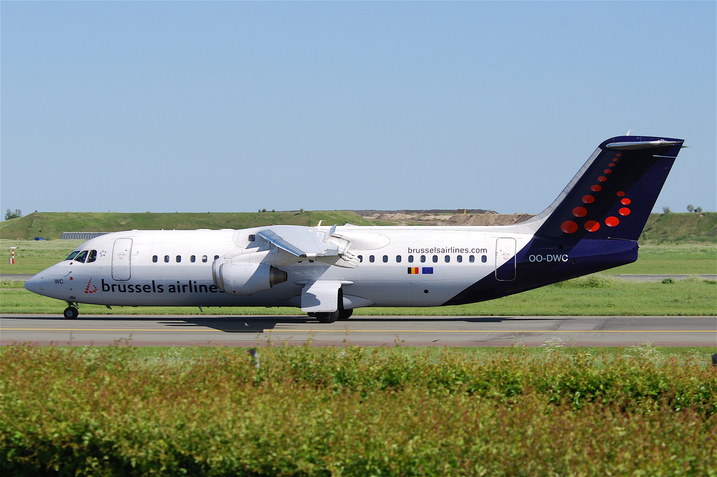 Photo of Brussels Airlines OO-DWC, AVRO RJ-100 Avroliner