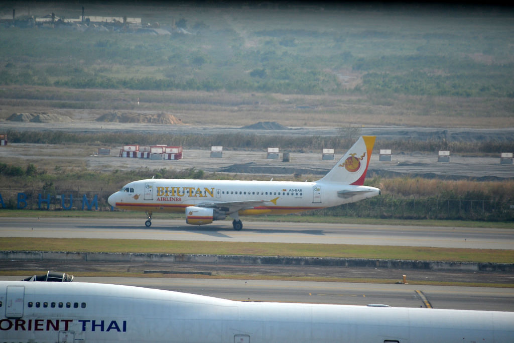 Photo of Bhutan Airlines A5-BAB, Airbus A319