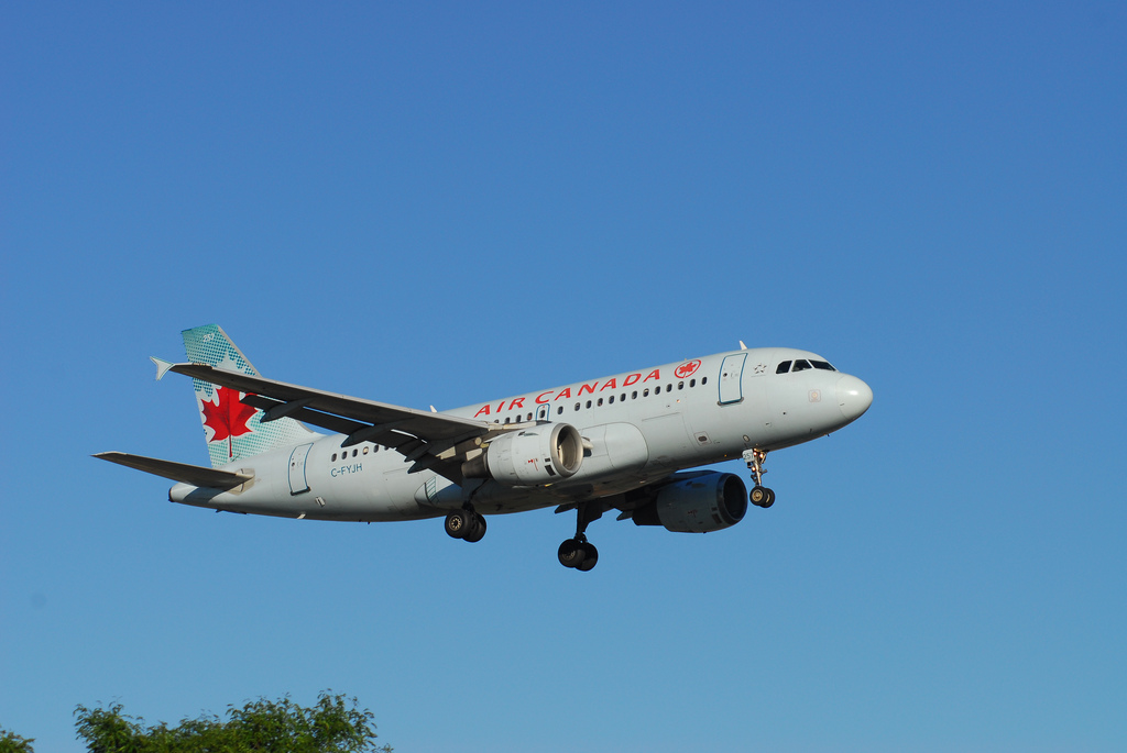 Photo of Air Canada C-FYJH, Airbus A319