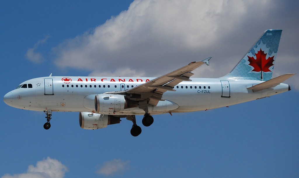 Photo of Air Canada C-FZUL, Airbus A319