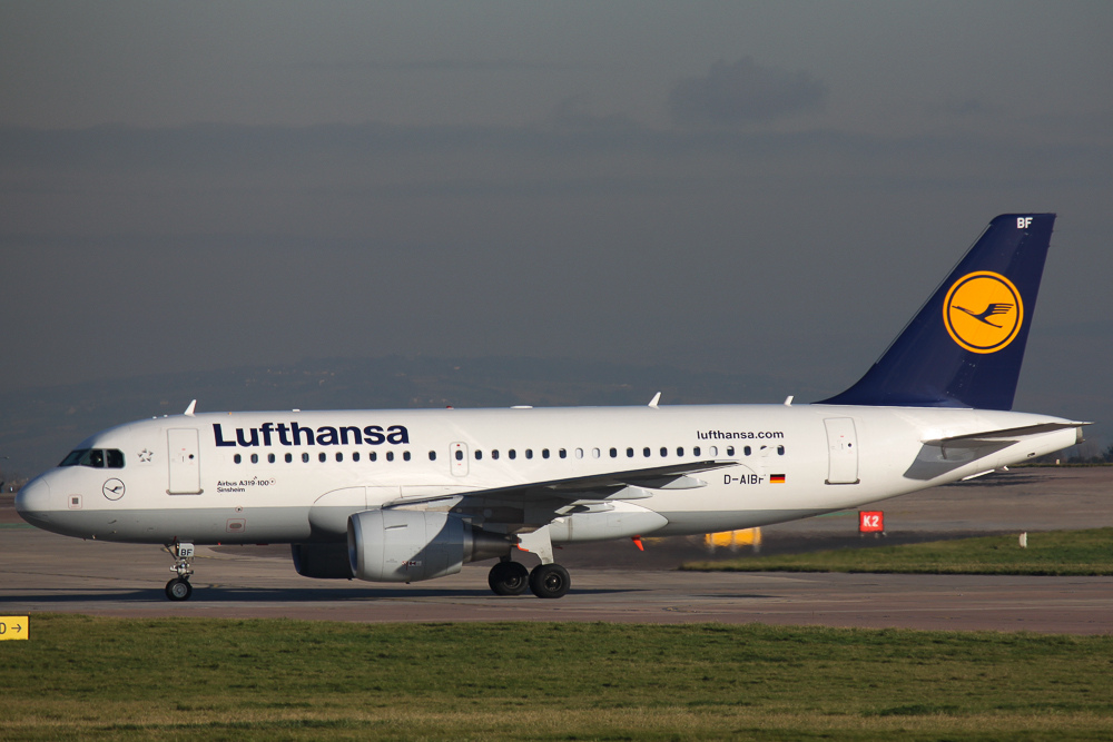 Photo of Lufthansa D-AIBF, Airbus A319
