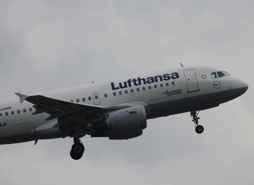 Photo of Lufthansa D-AILA, Airbus A319