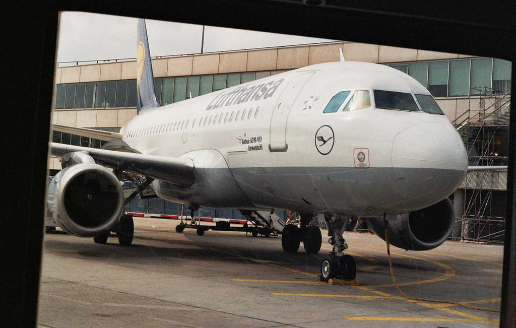 Photo of Lufthansa D-AILD, Airbus A319