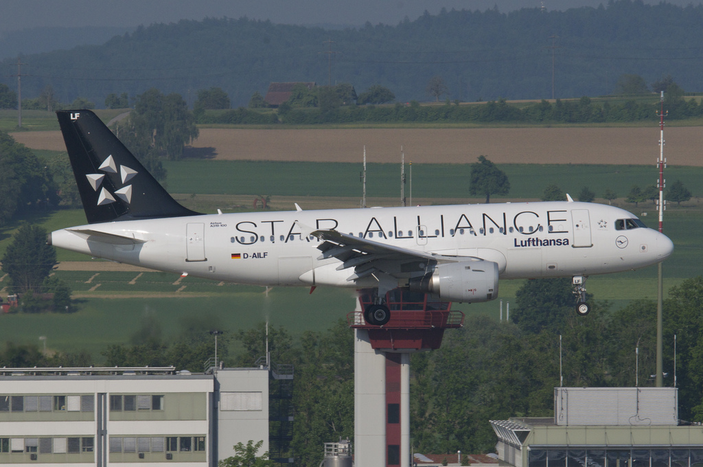 Photo of Lufthansa D-AILF, Airbus A319