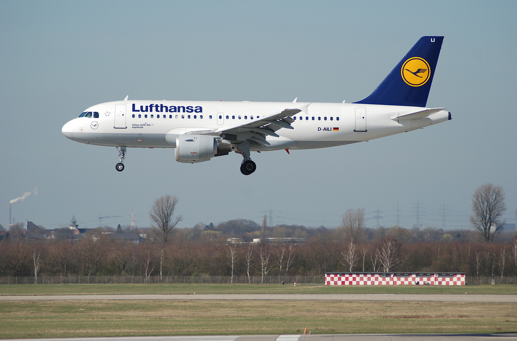 Photo of Lufthansa D-AILI, Airbus A319