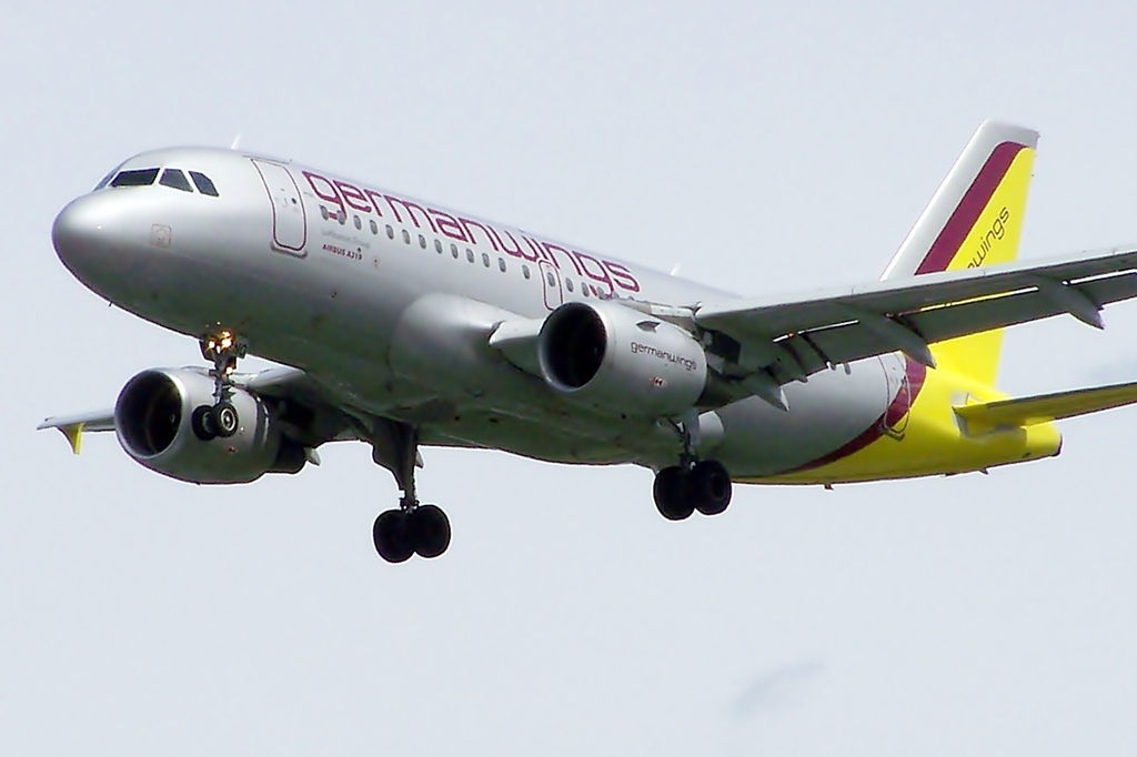 Photo of Eurowings D-AKNO, Airbus A319