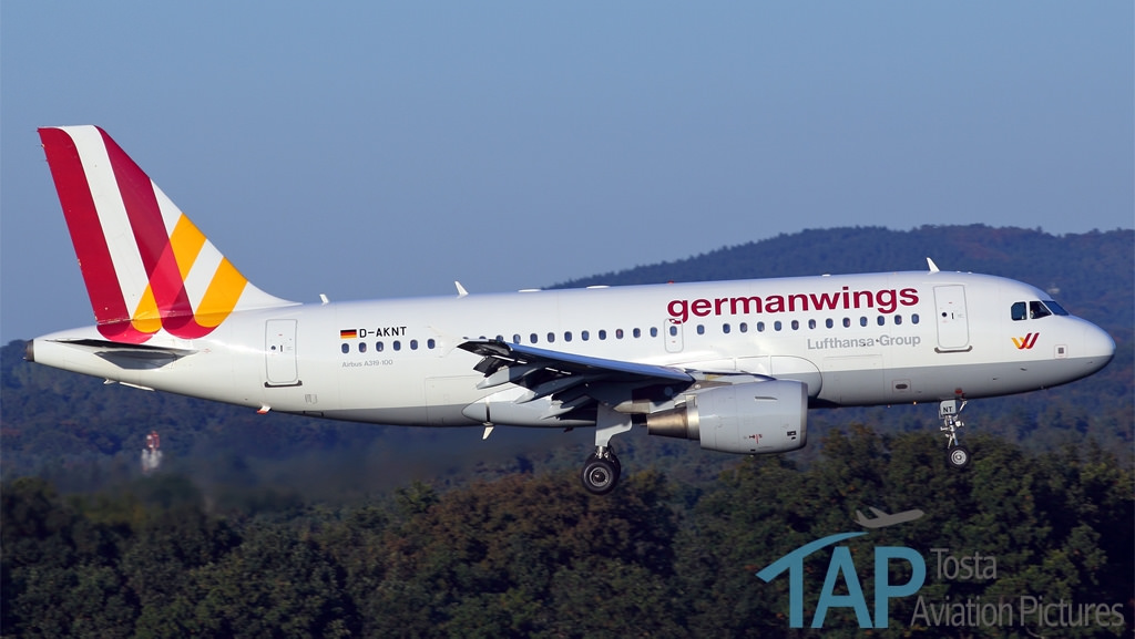 Photo of Germanwings D-AKNT, Airbus A319